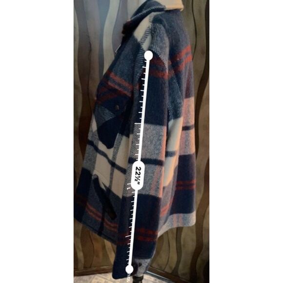 Vintage Mackinaw Woolens plaid wool jacket. Unsized. - Picture 6 of 11